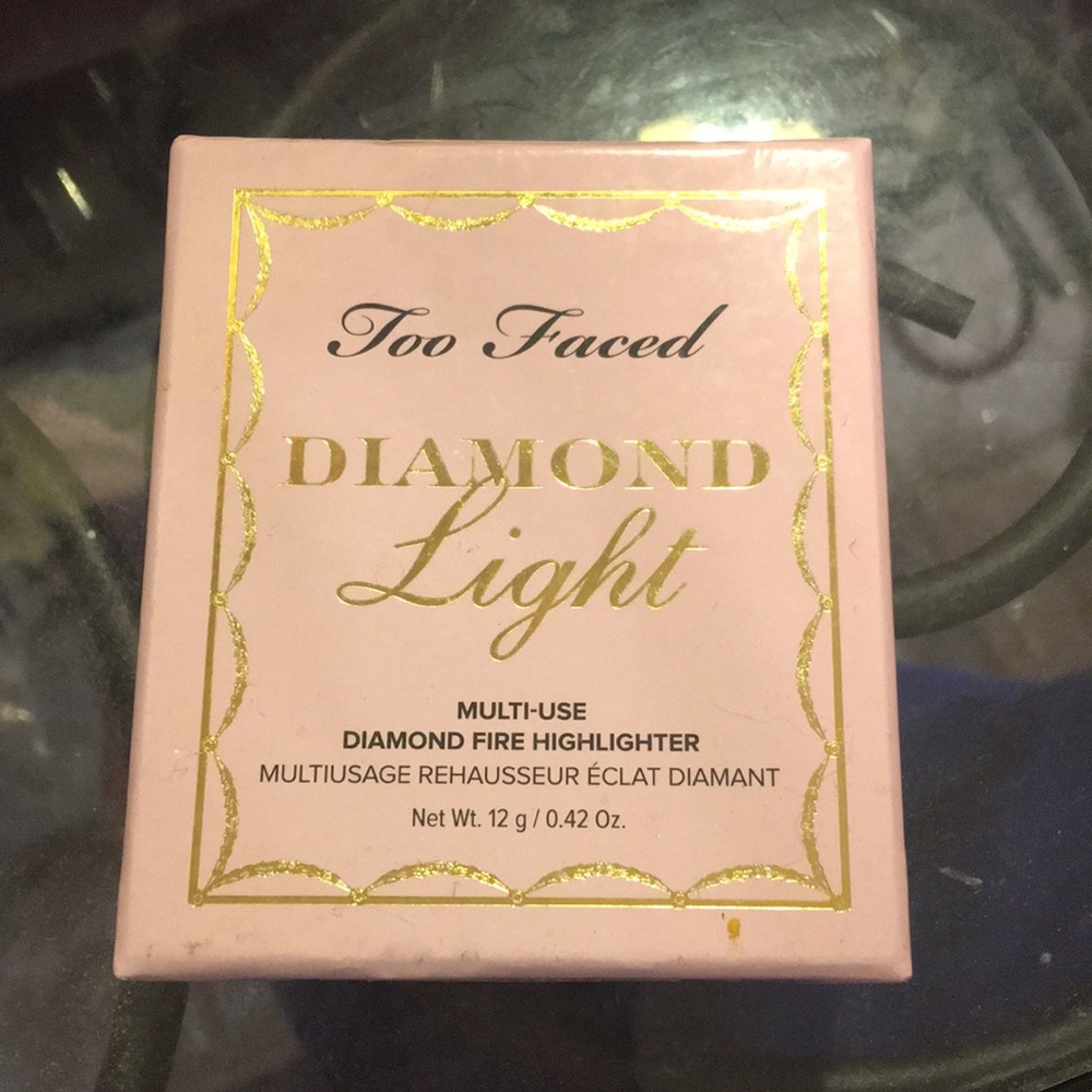 Two Faced Diamond light Fire highlighter